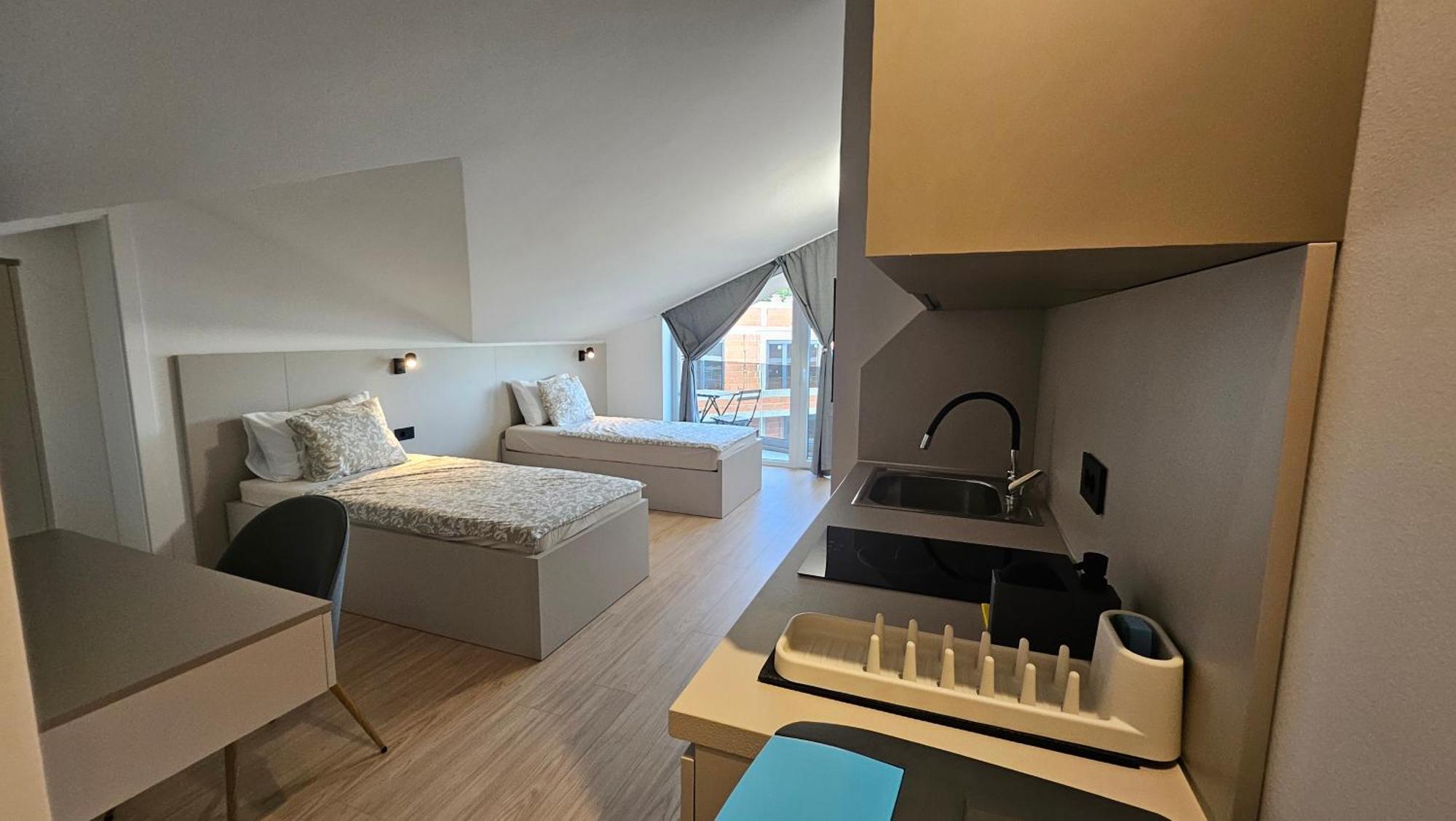 Richi Rooms & App Funtana Luaran gambar