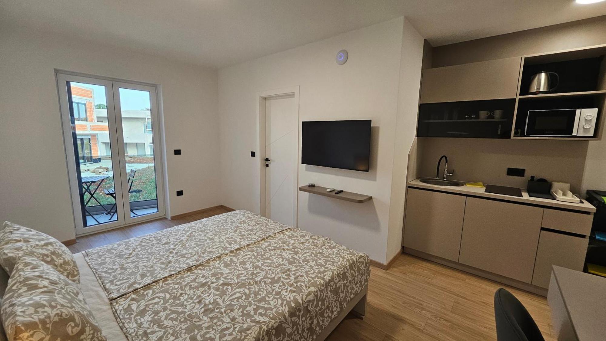 Richi Rooms & App Funtana Luaran gambar