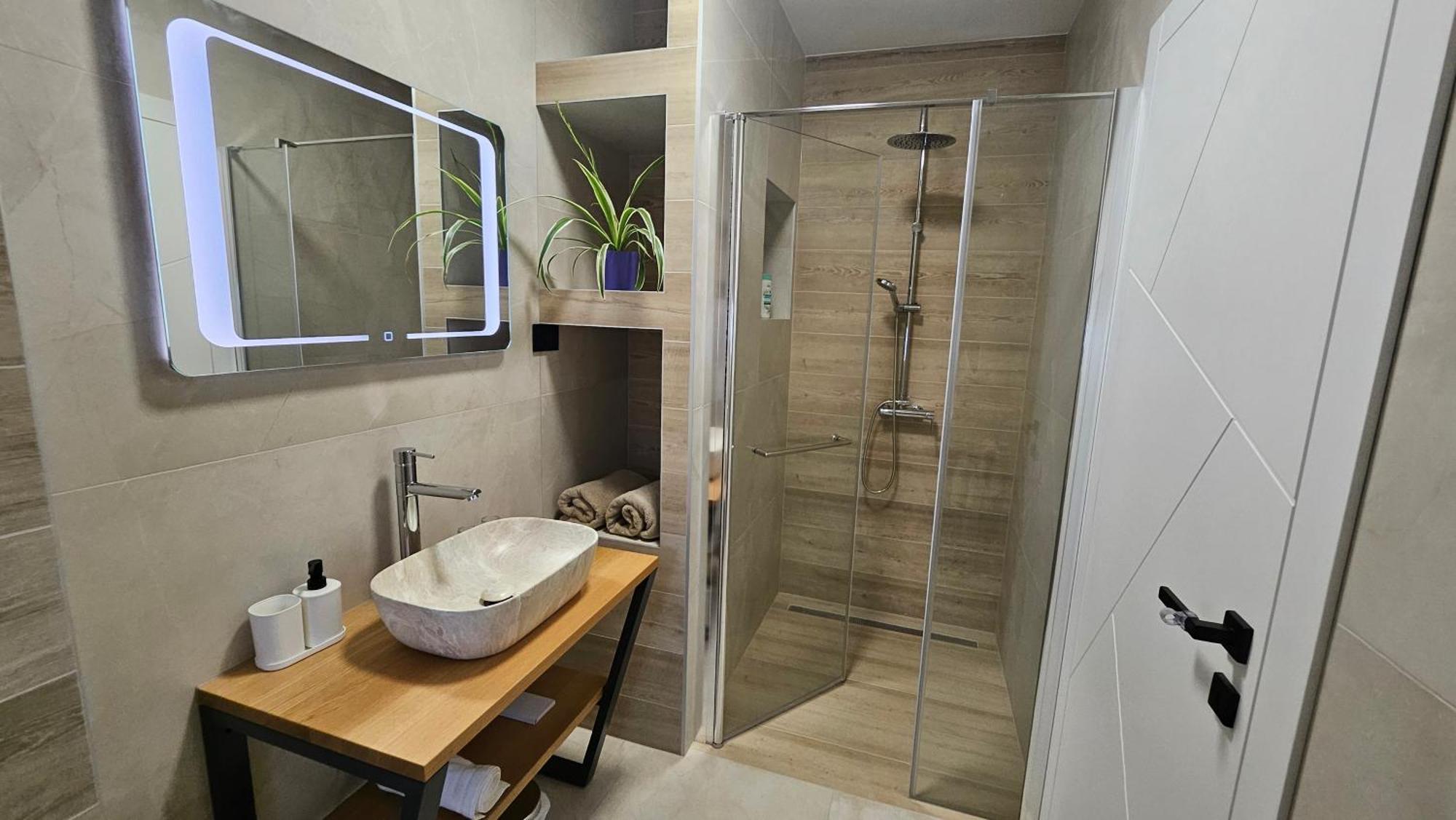 Richi Rooms & App Funtana Luaran gambar