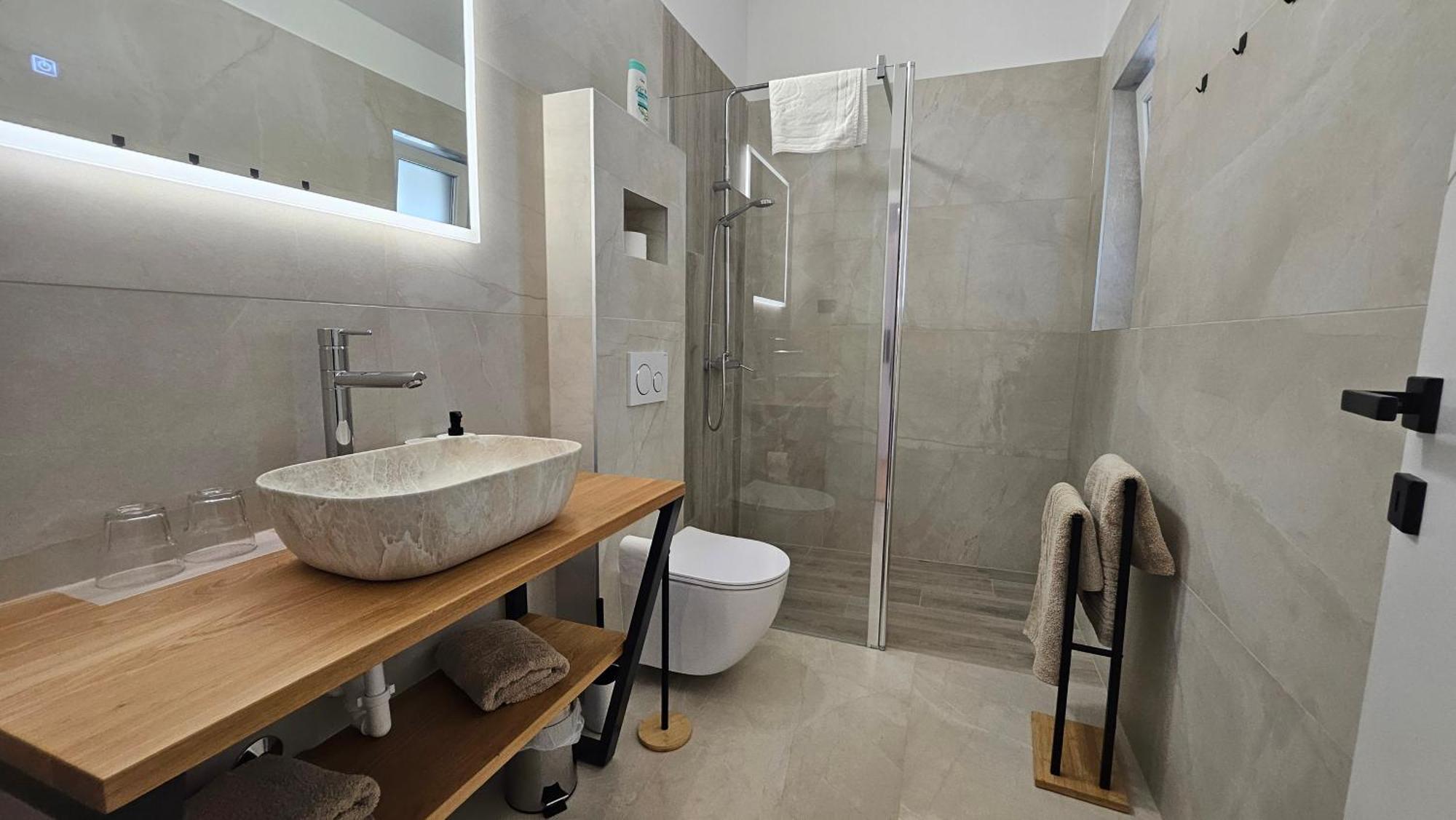 Richi Rooms & App Funtana Luaran gambar